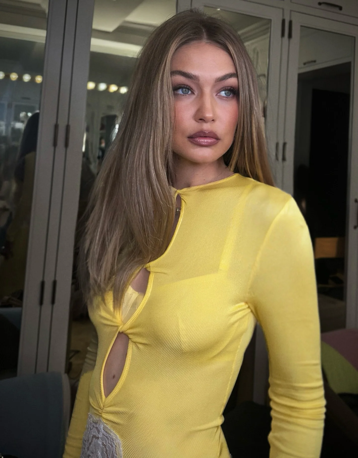 Women Yellow Lace Cutout Long  - Bodycon Long Sleeve Ribbed Dress recension och pris